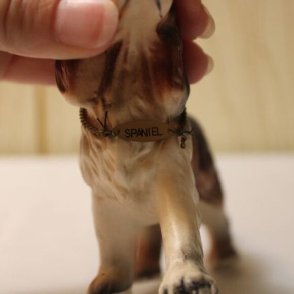 Spaniel Dog Figurine with Collar - Vintage - Made in Japan - Picture 2 of 4